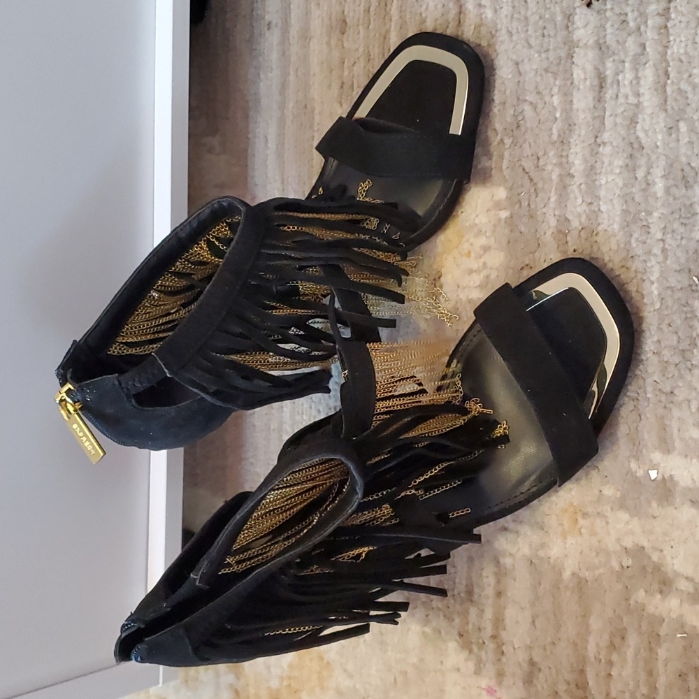 Express Heels - Picture 3 of 3